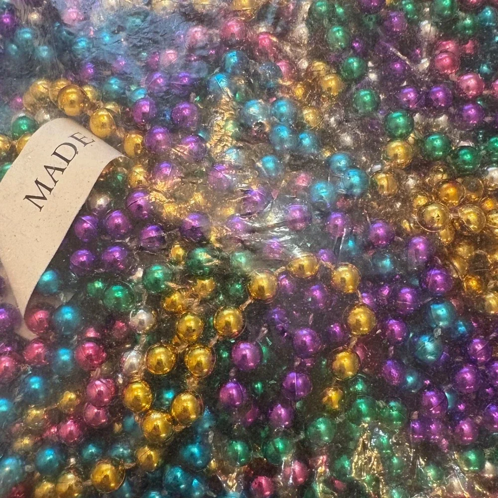 4 Dozen Bulk Mardi‎ Gras Beads Metallic Multi Color Party Favors 48 Strands